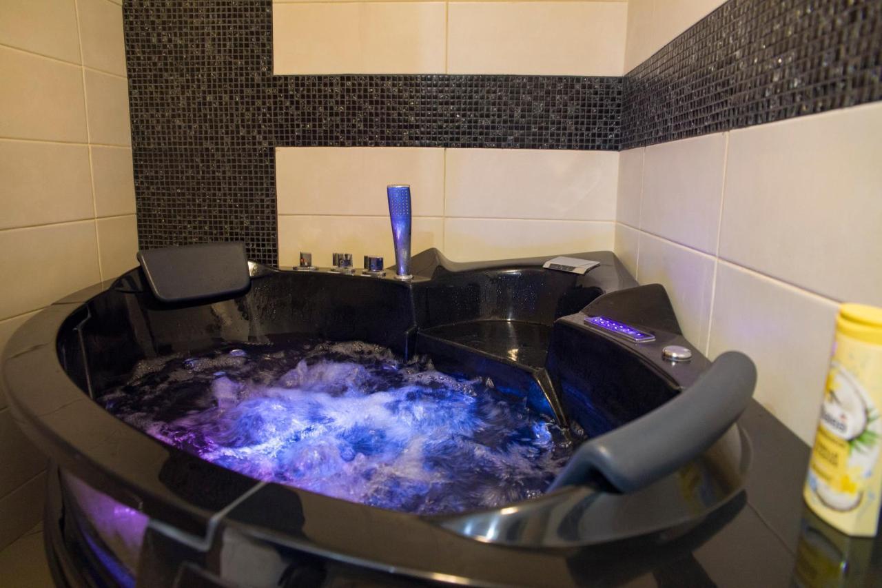 贝尔格莱德Spa Apartman Red Passion公寓 外观 照片